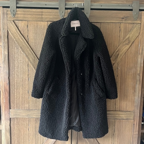 BCBGeneration Black Notch-Collar Teddy Coat Size Medium EUC - Picture 3 of 8